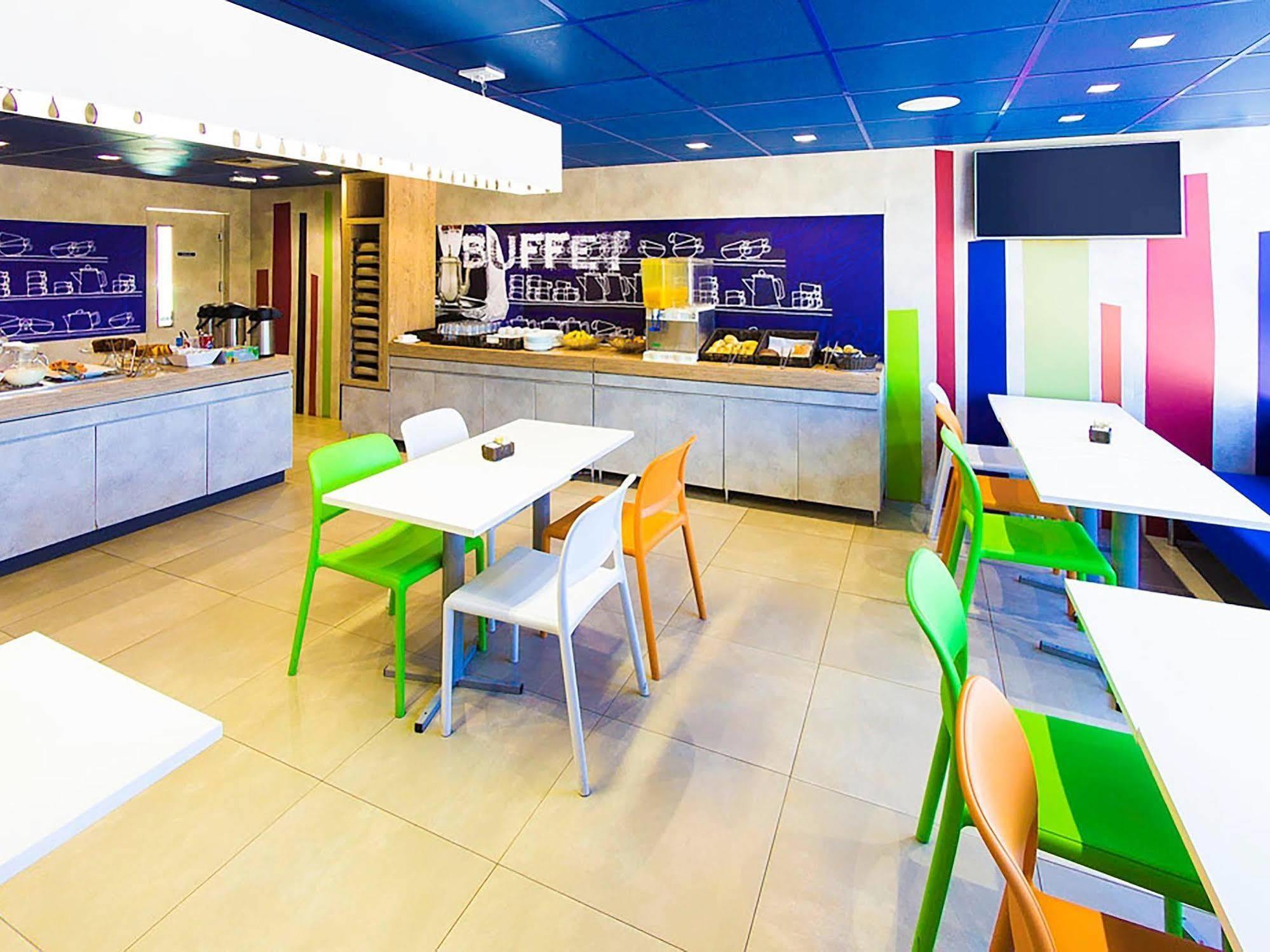 Ibis Budget Sertãozinho エクステリア 写真